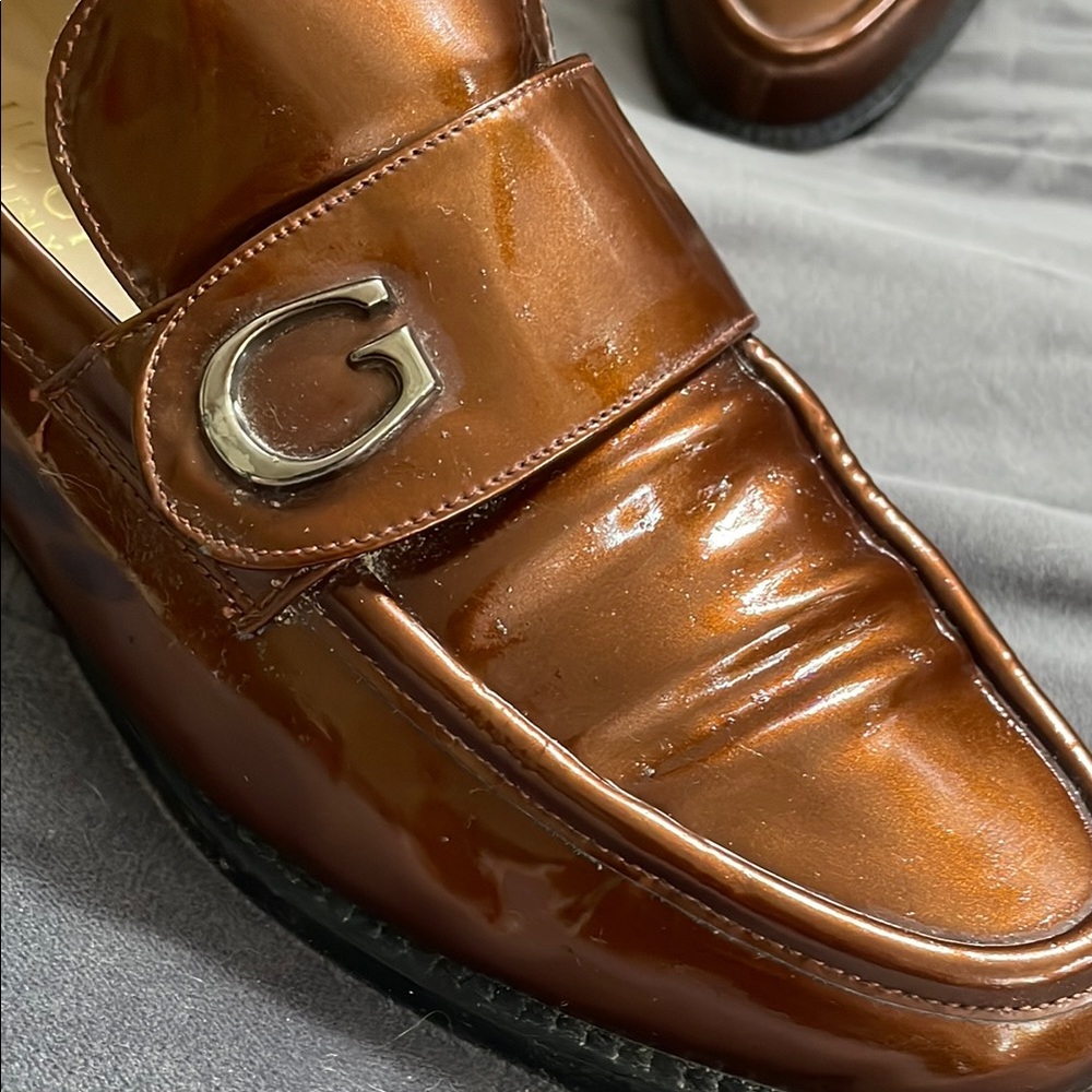 Gucci gold Patent Leather Loafers - Picture 2 of 13